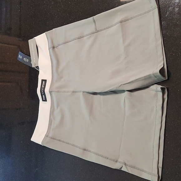 Sculpted Bike Shorts - Picture 3 of 8